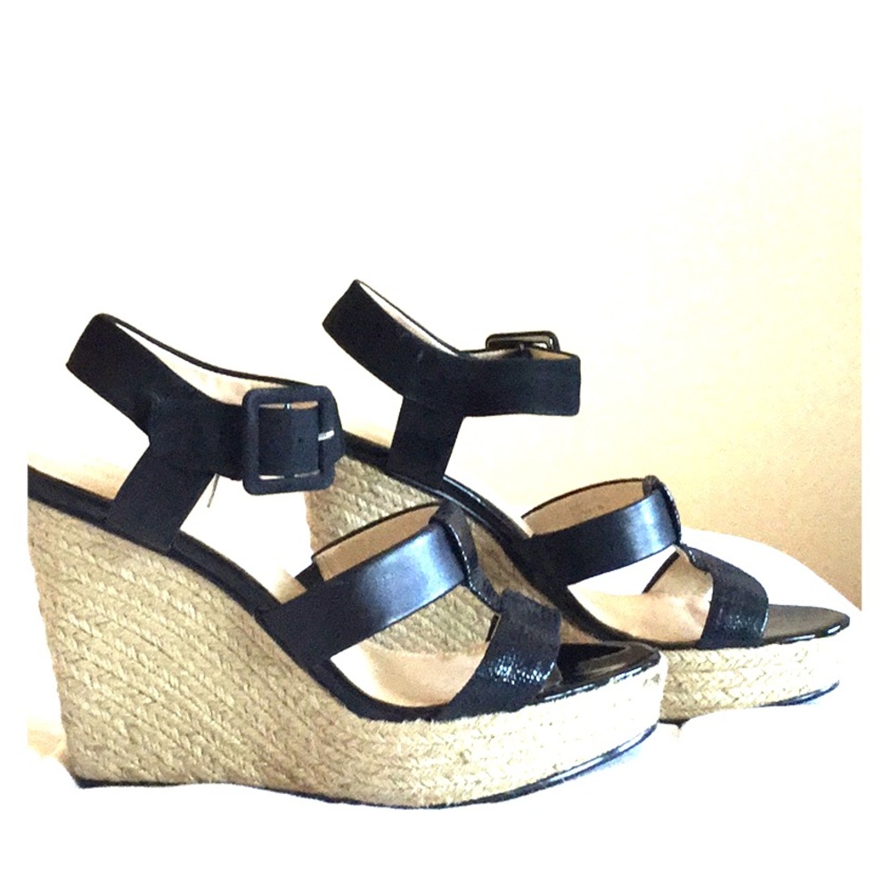 Ellison Pat Lizard Black Wedged Shoes.